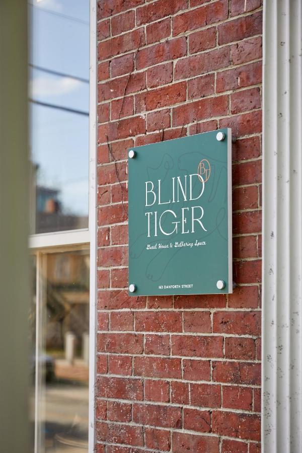 Blind Tiger Portland - Danforth Street Guest House Bagian luar foto